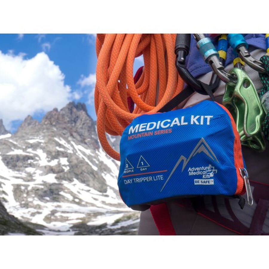 Adventure Medical Mountain Day Tripper Lite First Aid Kit, , large image number 4